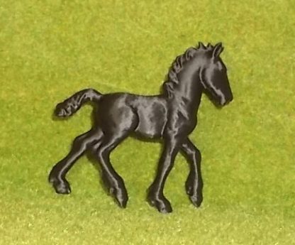 Zwart veulen 14 (zo groot als Schleich)