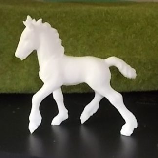 Wit veulen 16 (zo groot als Schleich)