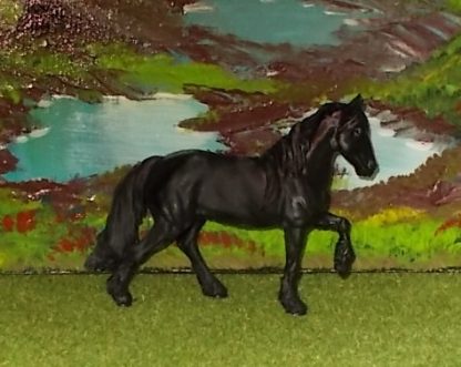 Fries paard 5 (zo groot als Schleich)