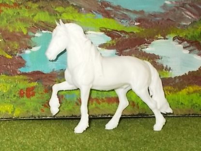 Witte Fries 8 (zo groot als Schleich)