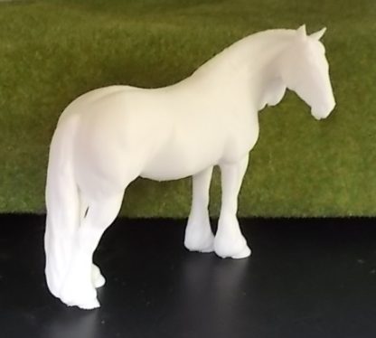 Paard 17 Tinker / Irish Cob  (zo groot als Schleich)