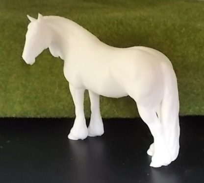 Paard 18 Tinker / Irish Cob  (zo groot als Schleich)